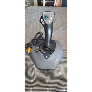 Logitech Wingman Extreme Digital 3D - Joystick - 7 Buttons - Wired- Excellent